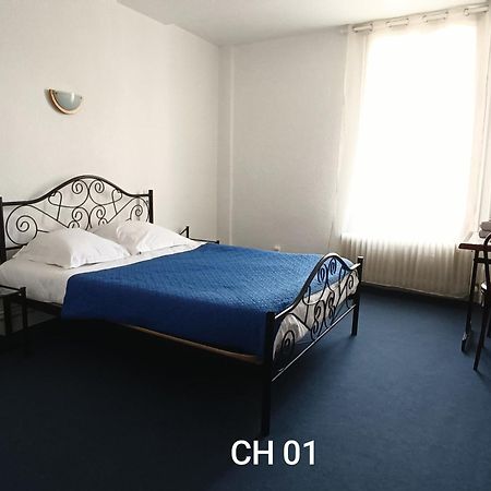 Hotel Le Fontenoy Provins Exteriör bild