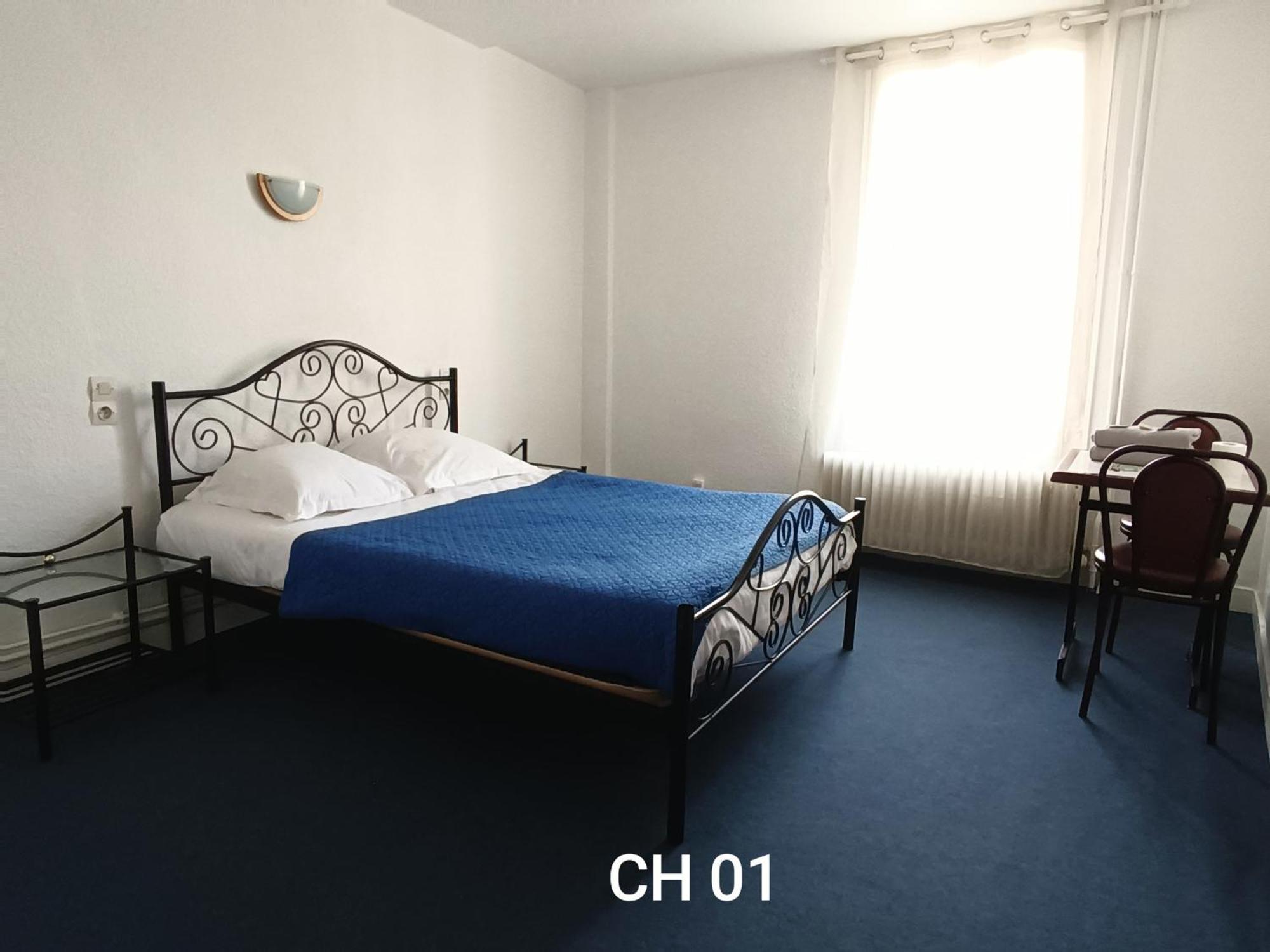 Hotel Le Fontenoy Provins Exteriör bild